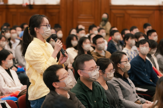 Students from Beijing, Hong Kong, and Macau engaged in a real-time interaction and dialogue of around half an hour with three Shenzhou-13 astronauts