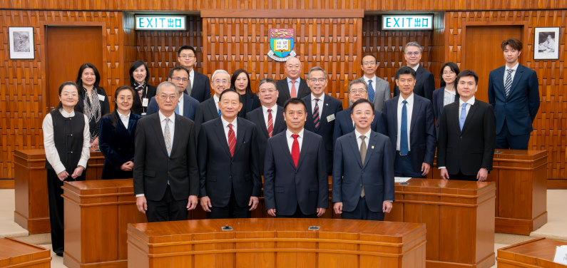 國家衞生健康委員會（國家衞健委）主任雷海潮於2026年1月13日率代表團訪問港大。