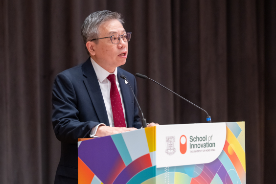香港科技園公司行政總裁黃秉修先生